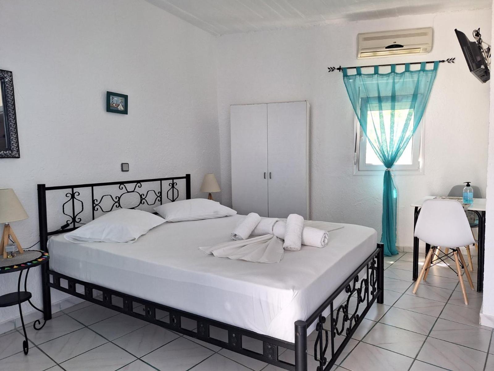 Βig Βlue Apartments Makrýgialos المظهر الخارجي الصورة